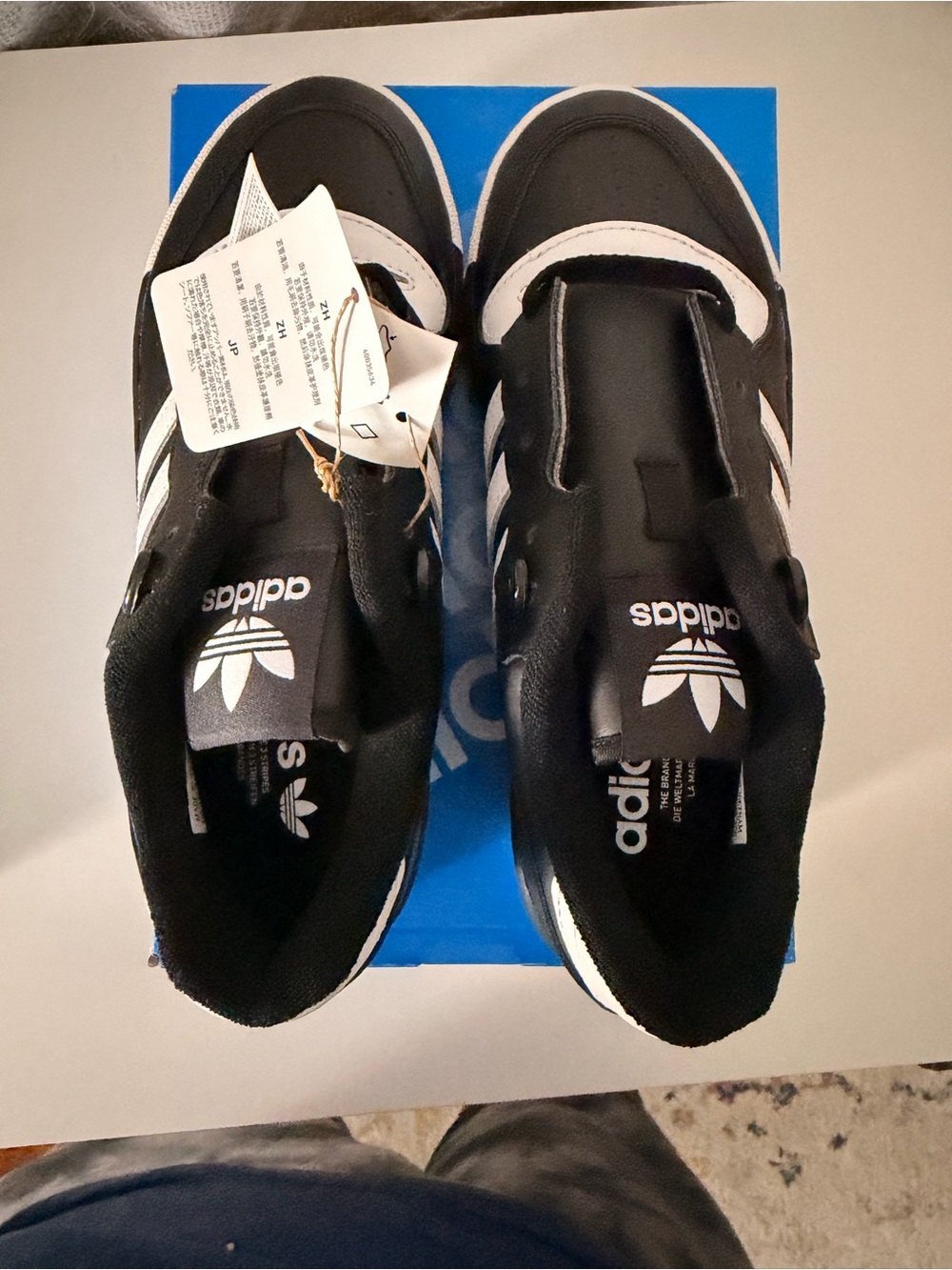 NWT Adidas Originals Rivalry Low FZ6327 Black White Men’s 5.5 - Picture 4 of 7